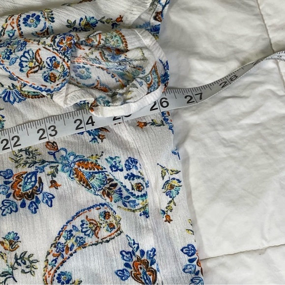 Skies Are Blue White Cream Flutter Sleeve Blouse - Picture 8 of 11